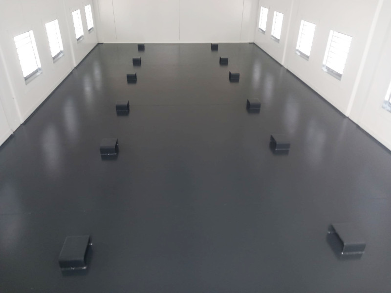 Modyfikowany kontener morski w produkcji